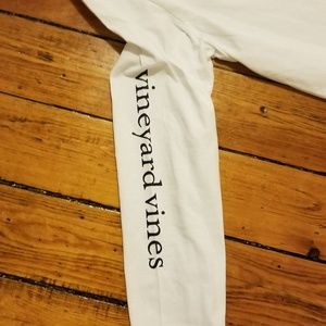 Vineyar vines long sleeves shirt